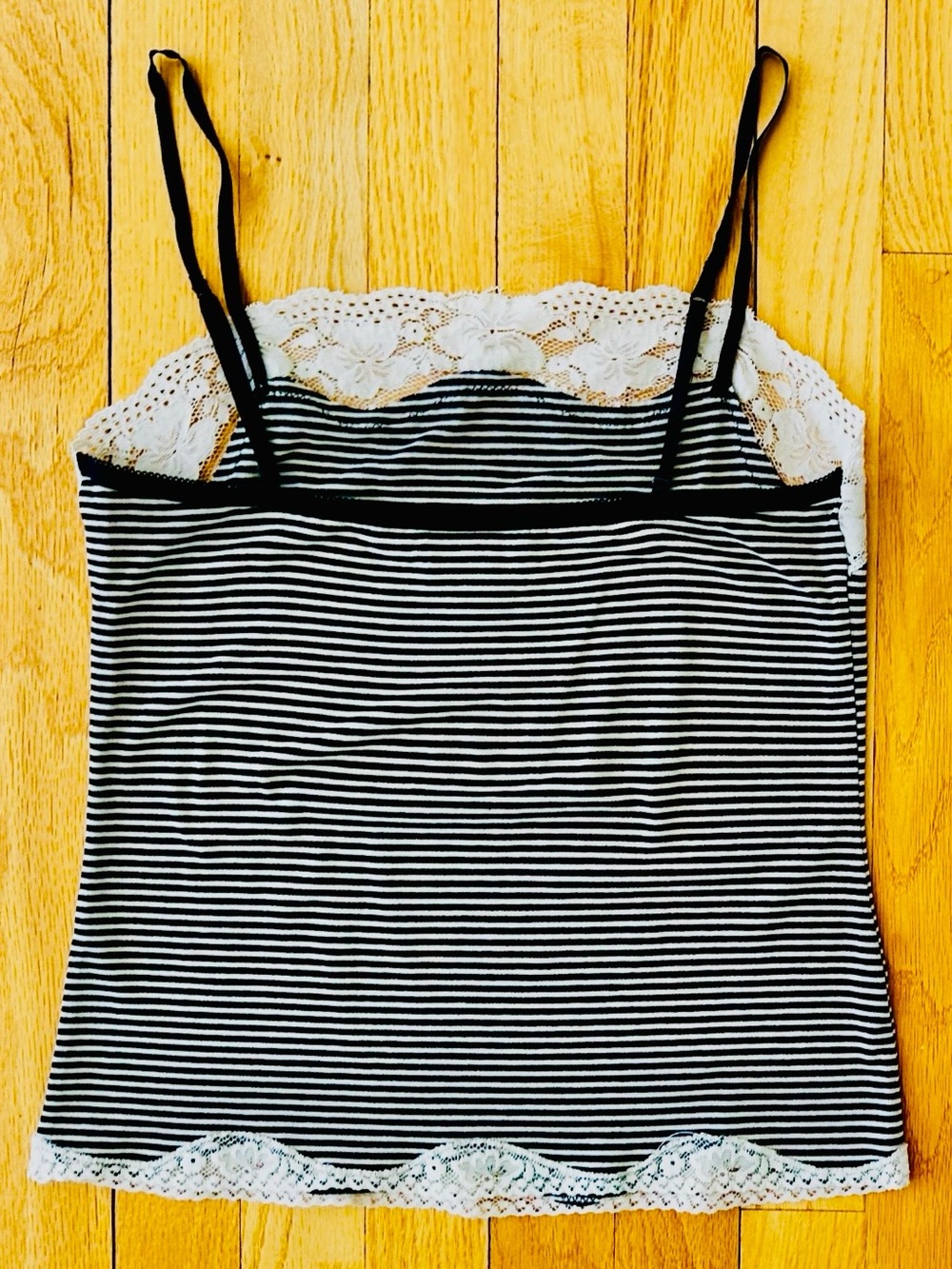 Ann Taylor Loft Black & Cream Tank Top Lace Trim Adjustable Straps Sise XS - Picture 2 of 5